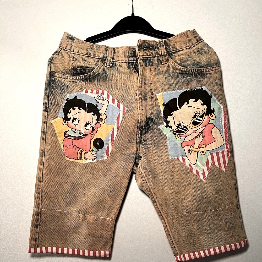 BETTY BOOP x LEVI’s Rare Reworked Dark Wash Jeans